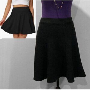 GAP Black Soft Flare Skirt